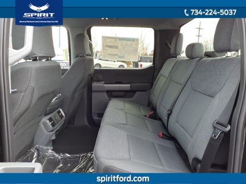 New 2025 Ford F150 Lightning XLT image 9