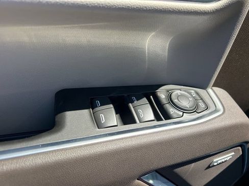 New 2026 Chevrolet Silverado 1500 LTZ w/ LTZ Premium Package AWD/4WD image 13