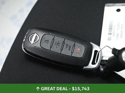 Used 2024 Nissan Sentra SV image 30