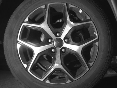 Used 2025 Jeep Compass Limited image 14