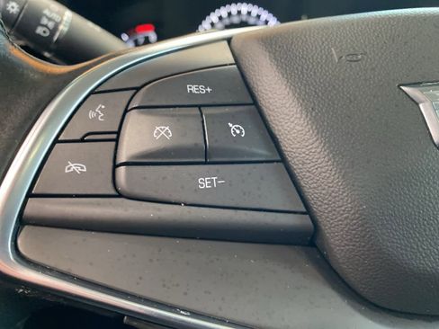 Used 2019 Cadillac XT5 Luxury w/ Advanced Security Package image 21