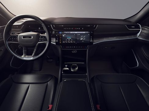 New 2026 Jeep Grand Cherokee L Limited AWD/4WD image 6