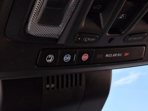 Used 2025 GMC Sierra 1500 AT4 w/ AT4 Premium Package AWD/4WD image 25