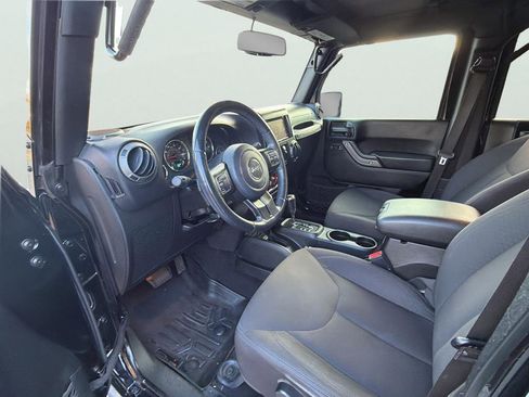 Used 2018 Jeep Wrangler Unlimited Sport S image 9