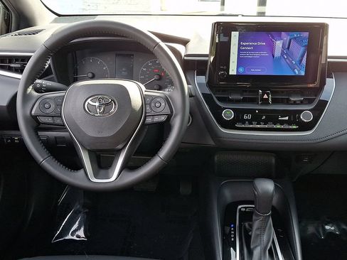 Certified 2025 Toyota Corolla SE w/ Convenience Package FWD image 12
