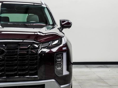 Used 2024 Hyundai Palisade Limited FWD image 4