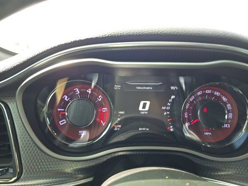 Used 2017 Dodge Challenger SRT Hellcat RWD image 13