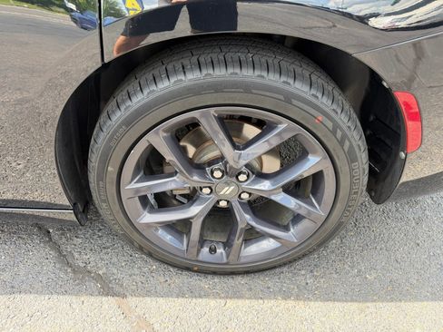 Used 2021 Dodge Charger SXT w/ Blacktop Package image 18