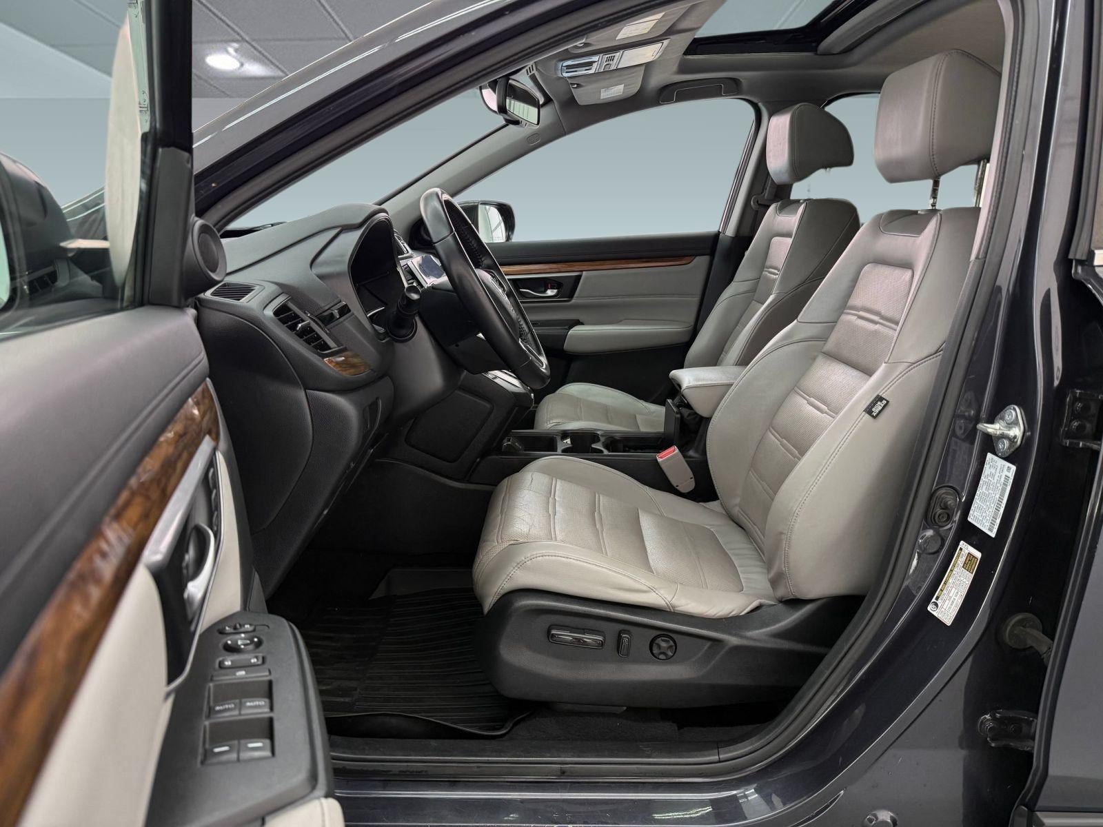 Used 2017 Honda CR-V EX-L image 5