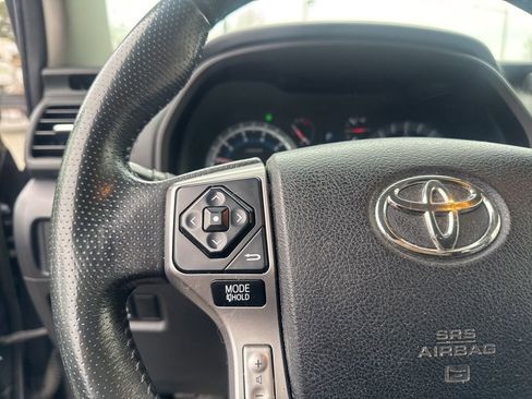 Used 2016 Toyota 4Runner SR5 image 22