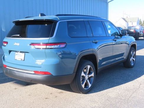 New 2026 Jeep Grand Cherokee L Limited AWD/4WD image 3