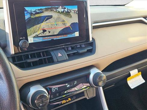 Used 2024 Toyota RAV4 XLE image 9