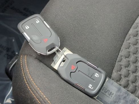 Used 2021 GMC Terrain SLE FWD image 34