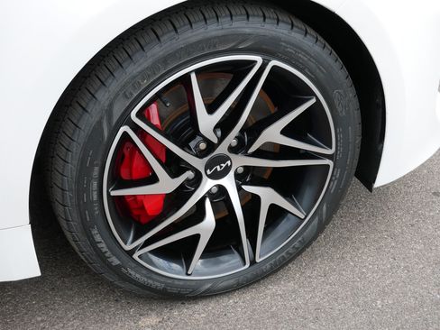 Used 2023 Kia Stinger GT-Line w/ Sun & Sound Package AWD/4WD image 15