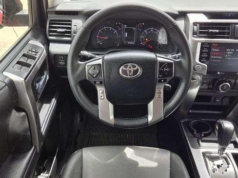 Certified 2022 Toyota 4Runner SR5 Premium AWD/4WD image 6