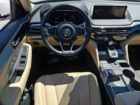 Used 2023 Acura MDX SH-AWD w/ Technology Package image 13