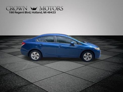 Used 2014 Honda Civic LX image 2