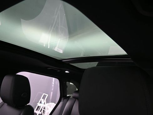 New 2026 Land Rover Range Rover Velar S image 26