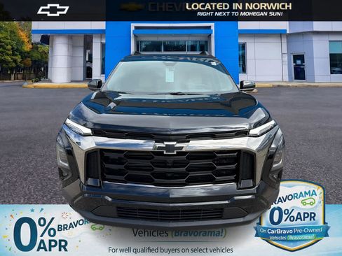 New 2026 Chevrolet Equinox ACTIV image 2
