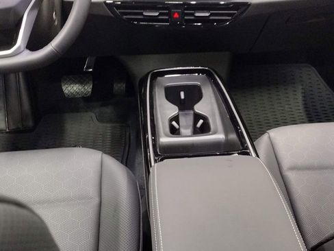 New 2026 Volkswagen ID.4 Pro S AWD/4WD image 35