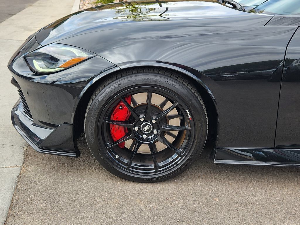 Used 2024 Nissan Z NISMO w/ Floor Mat Package RWD image 9