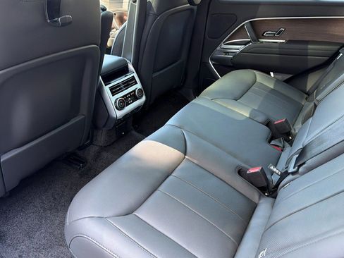 New 2026 Land Rover Range Rover SE AWD/4WD image 21