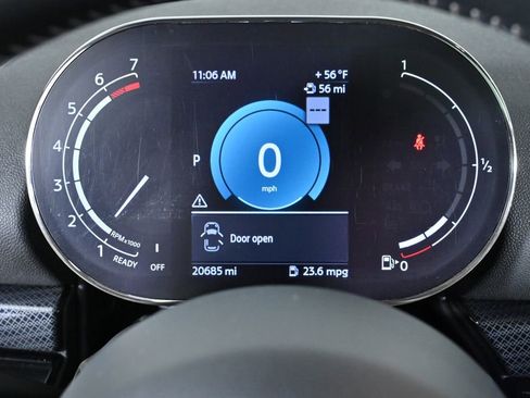 Used 2023 MINI Cooper Clubman S w/ Premium Package image 15