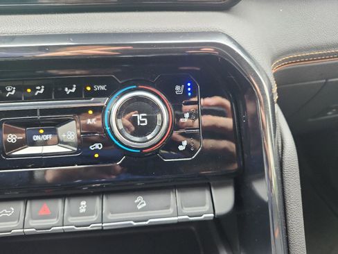 Certified 2024 GMC Sierra 1500 AT4 w/ AT4 Premium Package image 20