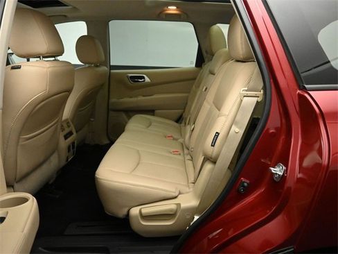 Used 2018 Nissan Pathfinder SL w/ SL Premium Package image 22