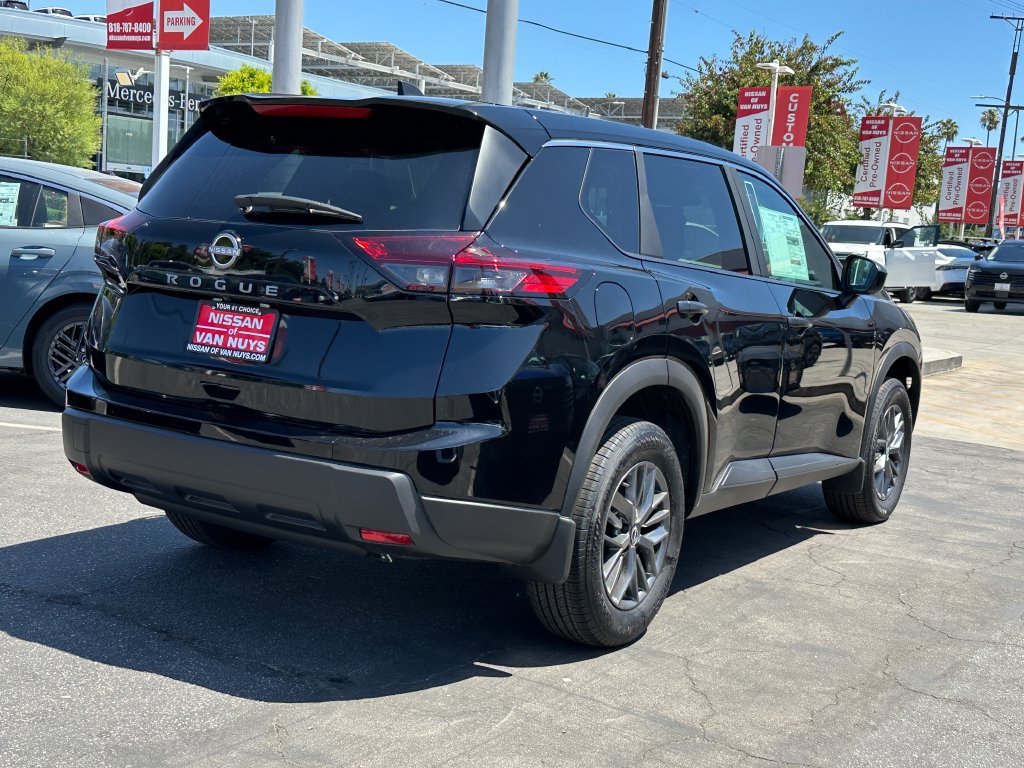 New 2027 Nissan Rogue S FWD image 7