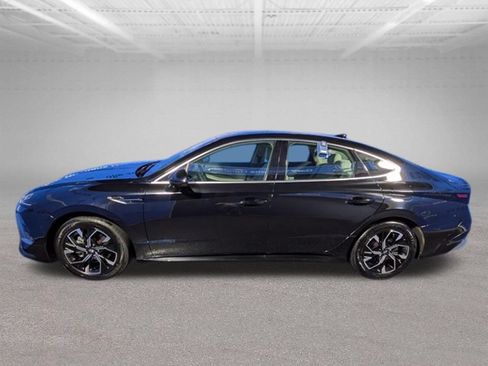 Used 2025 Hyundai Sonata SEL FWD image 8