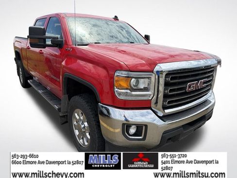 Used 2017 GMC Sierra 2500 SLE w/ SLE Fleet Preferred Package AWD/4WD image 2