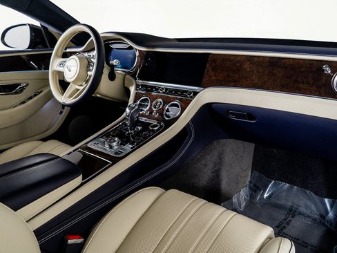 Used 2023 Bentley Continental GT Mulliner image 49