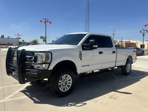 Used 2019 Ford F250 XLT w/ XLT Value Package AWD/4WD image 10