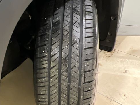 Used 2022 Toyota Highlander XLE image 20