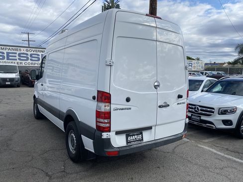 Used 2013 Freightliner Sprinter 2500 RWD image 29