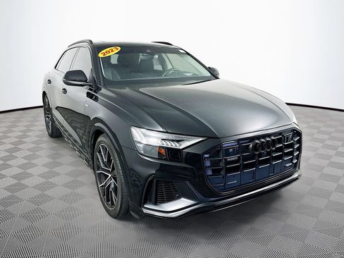Used 2023 Audi Q8 Prestige AWD/4WD image 2