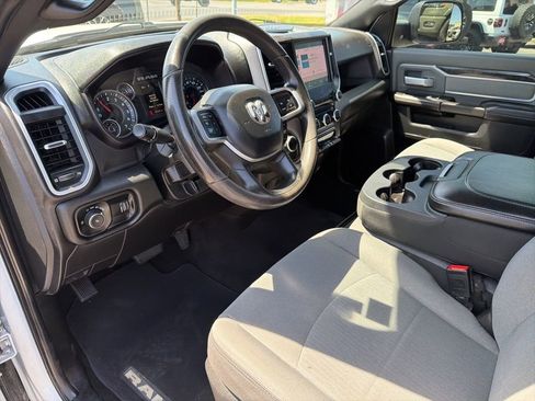 Used 2022 RAM 2500 Big Horn AWD/4WD image 30