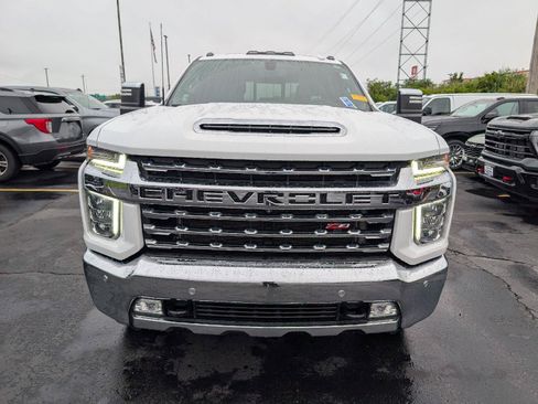 Used 2022 Chevrolet Silverado 2500 LTZ w/ LTZ Plus Package AWD/4WD image 2