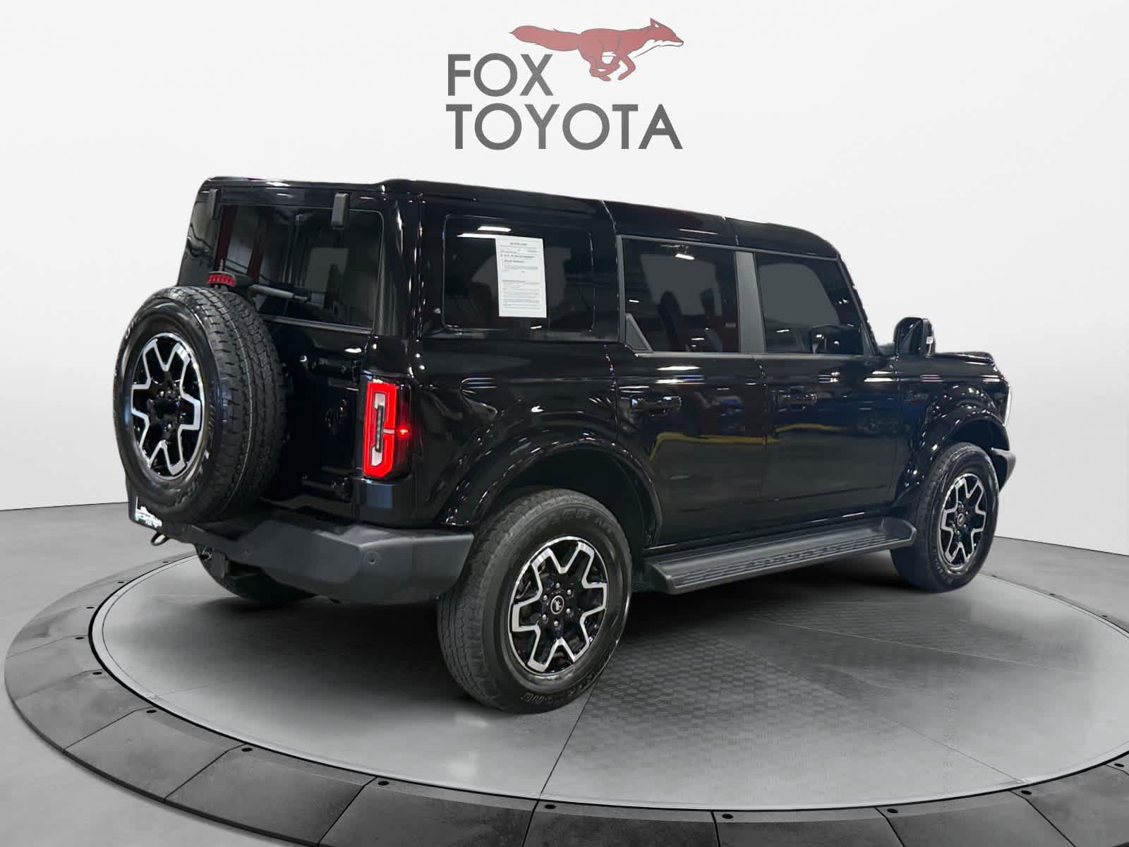 Used 2025 Ford Bronco Outer Banks AWD/4WD image 6