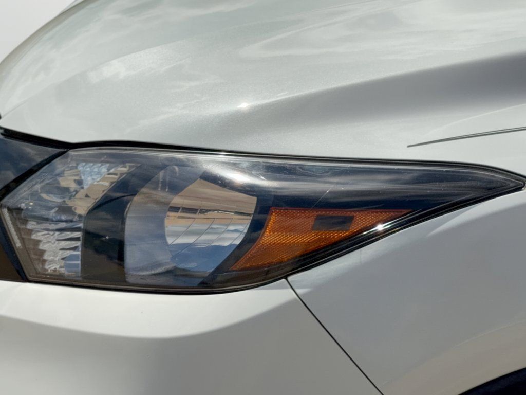 Used 2018 Honda HR-V EX-L image 12