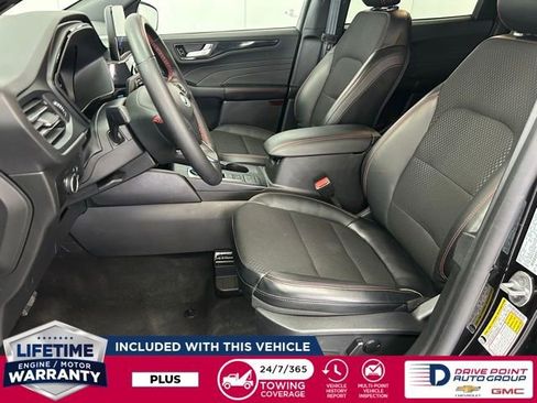 Used 2025 Ford Escape ST-Line image 16