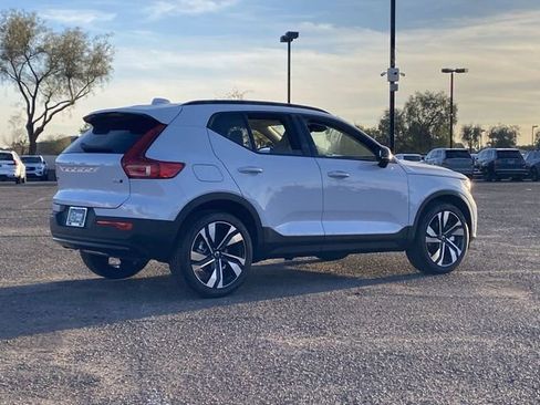 New 2026 Volvo XC40 B5 Ultra w/ Climate Package image 7