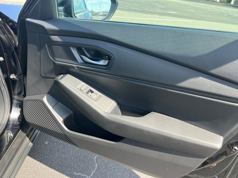 Used 2024 Honda Accord EX image 31