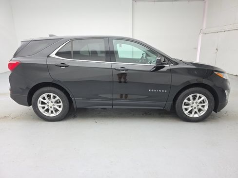 Certified 2020 Chevrolet Equinox LT w/ Driver Convenience Package FWD image 12