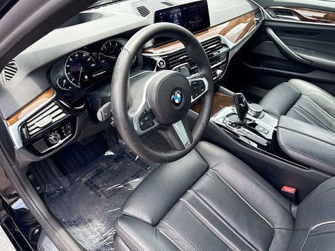 Used 2019 BMW 530i w/ Convenience Package RWD image 26