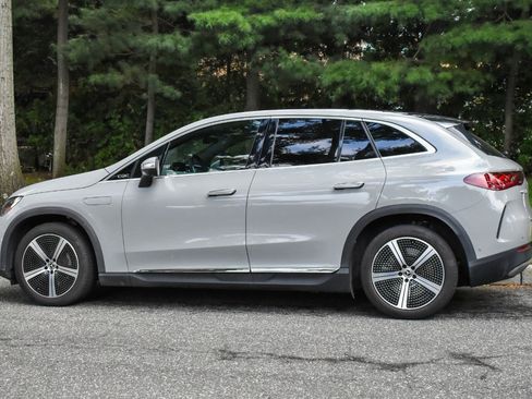 Used 2023 Mercedes-Benz EQE 350+ 4MATIC SUV w/ Exclusive Trim Package image 4