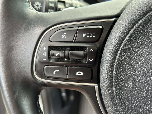 Used 2022 Kia Niro EX Premium FWD image 24