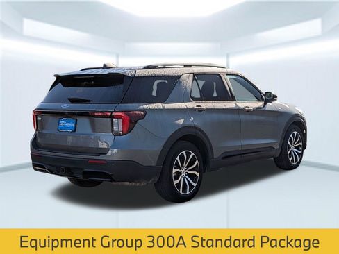 Used 2026 Ford Explorer ST-Line w/ Premium Package image 6