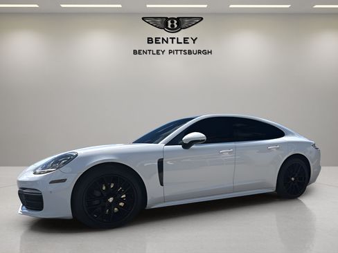 Used 2018 Porsche Panamera 4S AWD/4WD image 1